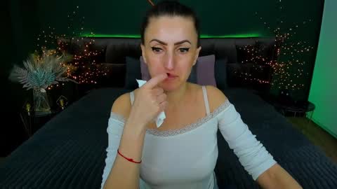 Snapshot of rebecca_diamonds chatting on 02-27-25, 07:23 rebecca_diamonds online show from 02-27-25, 07:23