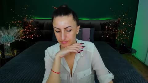 Snapshot of rebecca_diamonds chatting on 03-09-25, 06:50 rebecca_diamonds online show from 03-09-25, 06:50