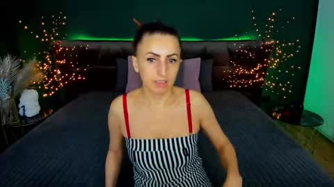 Snapshot of rebecca_diamonds chatting on 11-04-25, 06:34 rebecca_diamonds online show from 11-04-25, 06:34