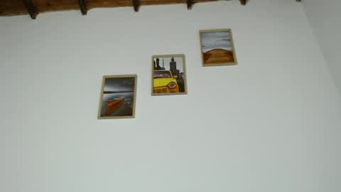 Becca Johnsoon online show from 03-08-25, 12:33