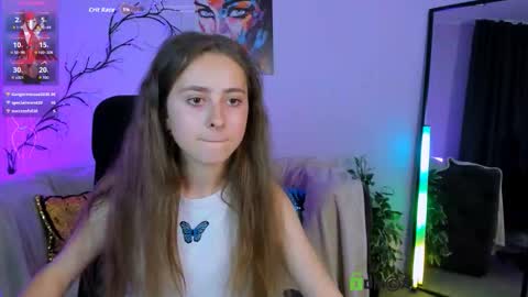 Snapshot of rebecca_smile_ chatting on 09-29-25, 07:46 rebecca_smile_ online show from 09-29-25, 07:46