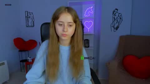 Snapshot of rebecca_smile_ chatting on 10-13-25, 05:40 rebecca_smile_ online show from 10-13-25, 05:40