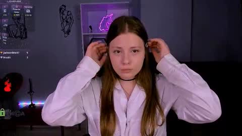 Snapshot of rebecca_smile_ chatting on 11-28-25, 02:53 rebecca_smile_ online show from 11-28-25, 02:53