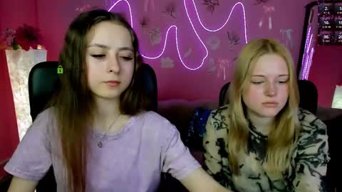 rebecca_smile_ online show from 04-23-26, 12:29