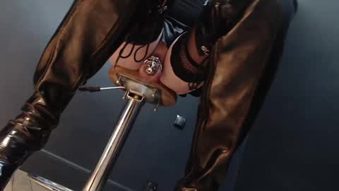 Snapshot of rebeccalachaude chatting on 01-13-25, 02:11 Rebeccalachaude online show from 01-13-25, 02:11