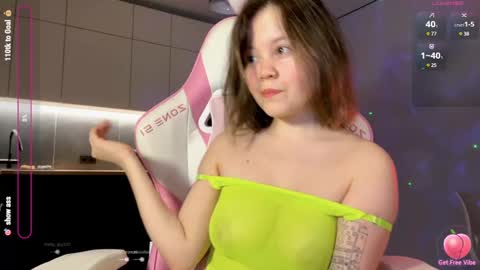 Snapshot of rebeccaniksoon chatting on 02-01-25, 03:08 Rebecca Nikson online show from 02-01-25, 03:08