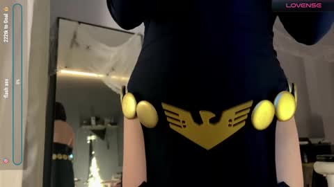 Snapshot of rebeccaniksoon chatting on 10-30-25, 02:35 Rebecca Nikson online show from 10-30-25, 02:35