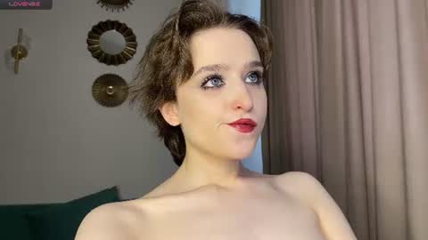 Snapshot of rebegoldnoir chatting on 07-29-26, 07:28 Mistress Rebecca online show from 07-29-26, 07:28