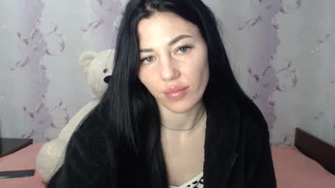 Snapshot of rebeka_08 chatting on 11-28-25, 01:03 Rebeka 08 online show from 11-28-25, 01:03