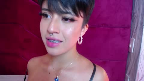 Snapshot of rebeka_baker chatting on 01-29-25, 12:12 REBEKA online show from 01-29-25, 12:12