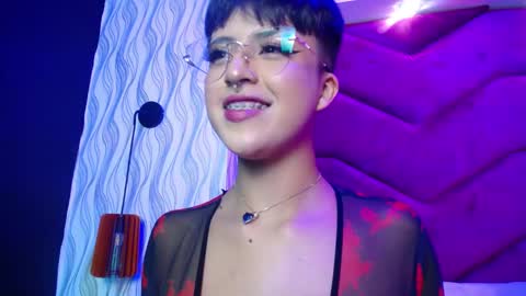 Snapshot of rebeka_baker chatting on 02-05-25, 12:10 REBEKA online show from 02-05-25, 12:10