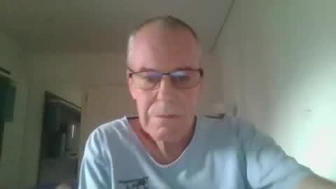 Snapshot of recasc chatting on 12-14-25, 08:24 Rene online show from 12-14-25, 08:24