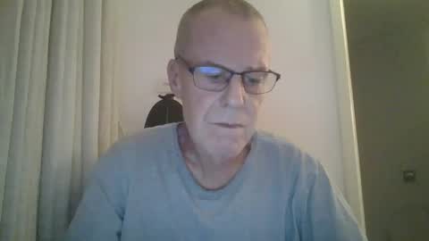 Snapshot of recasc chatting on 04-20-26, 09:38 Rene online show from 04-20-26, 09:38