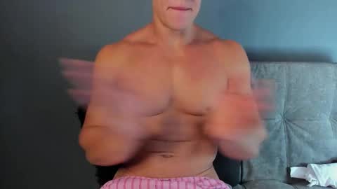 twitter REECET26 instagram RECCETAYLOR online show from 09-12-25, 11:48