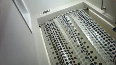 Snapshot of recka810 chatting on 03-22-26, 03:21 recka810 online show from 03-22-26, 03:21