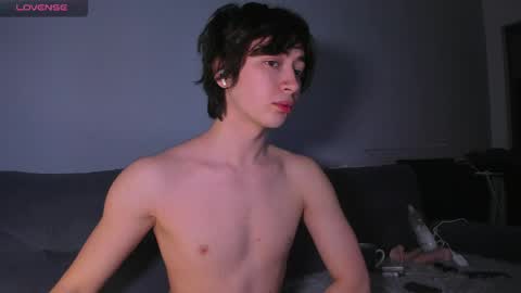 Alan online show from 04-26-26, 04:37