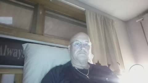 Mtn. Man online show from 10-08-25, 01:36