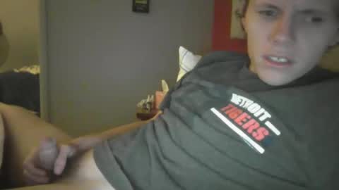 Snapshot of red22178 chatting on 01-09-25, 02:01 red22178 online show from 01-09-25, 02:01