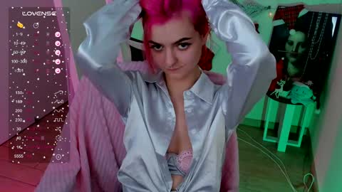 Bestie online show from 01-01-25, 04:39