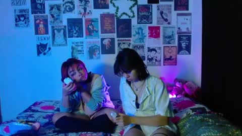 red_cherry2 online show from 05-12-26, 07:49