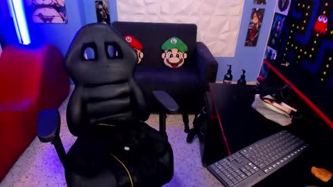 Snapshot of red_deevil chatting on 03-04-26, 11:00 RED Schedule 1500 - 2100 gtm-5 online show from 03-04-26, 11:00