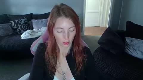 Red -  online show from 04-14-26, 08:42