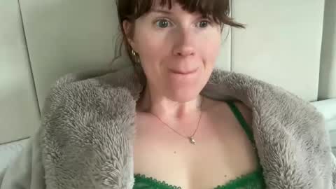 Rosie online show from 05-12-26, 06:38