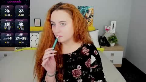 Lessy Fox online show from 02-09-25, 05:22