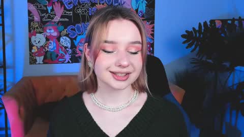 Snapshot of red_queeen chatting on 12-14-24, 06:30 QUEEN OF EVIL online show from 12-14-24, 06:30