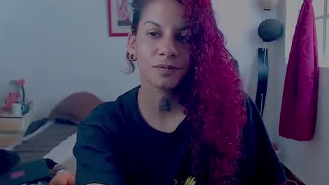 Instagram Valerie yourdream online show from 02-07-25, 05:07