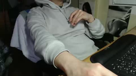 Snapshot of redblood_75 chatting on 03-01-26, 04:53 Red online show from 03-01-26, 04:53