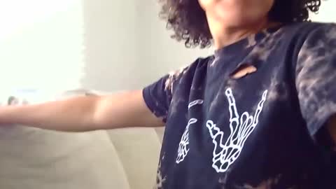 Redbonescarlet online show from 10-06-25, 05:43