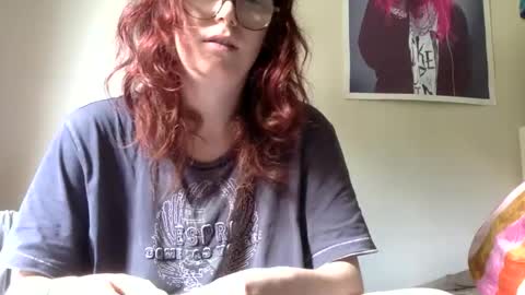 redcassie666 online show from 05-11-26, 11:49