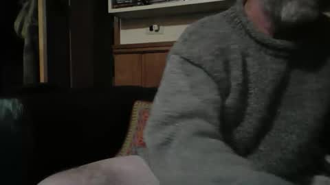 Snapshot of redfox60010 chatting on 11-23-25, 10:20 redfox60010 online show from 11-23-25, 10:20