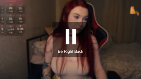 Snapshot of redhaired_kitty chatting on 01-28-25, 02:00 Lina online show from 01-28-25, 02:00