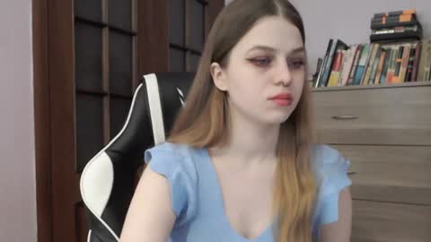 Lily online show from 12-21-24, 02:30