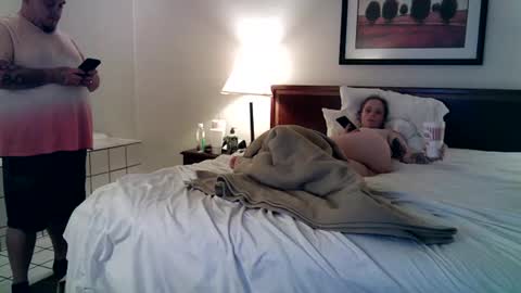 Lenae Redd online show from 09-24-25, 05:00