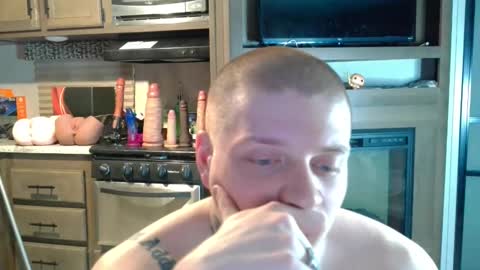 Snapshot of redinthebed chatting on 12-18-24, 10:46 InkedGinger online show from 12-18-24, 10:46