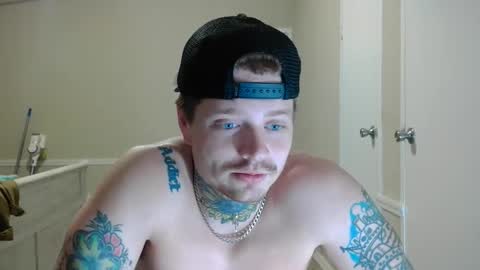 Snapshot of redinthebed chatting on 01-30-25, 04:06 InkedGinger online show from 01-30-25, 04:06