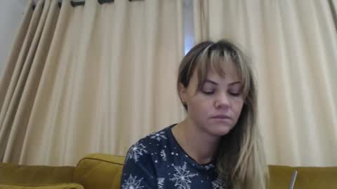 Snapshot of redjessica chatting on 10-07-25, 06:21 RedJessica online show from 10-07-25, 06:21