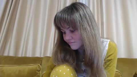 Snapshot of redjessica chatting on 01-11-26, 06:18 RedJessica online show from 01-11-26, 06:18