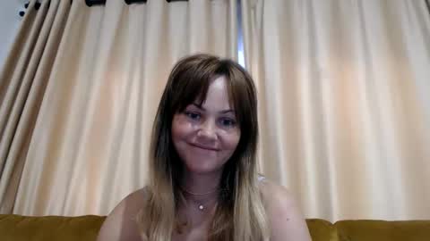 Snapshot of redjessica chatting on 05-24-26, 06:40 RedJessica online show from 05-24-26, 06:40