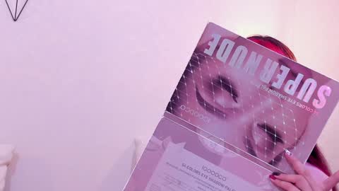 Snapshot of redmeloddy chatting on 01-27-25, 07:35 Meloddy online show from 01-27-25, 07:35