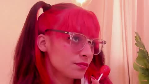 Snapshot of redmeloddy chatting on 02-04-25, 07:33 Meloddy online show from 02-04-25, 07:33