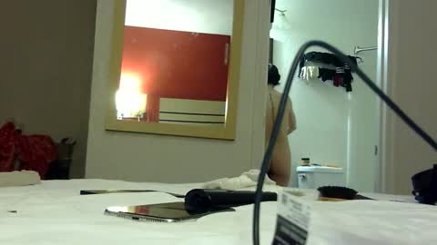 Snapshot of redruby1999 chatting on 03-16-26, 06:39 redruby1999 online show from 03-16-26, 06:39