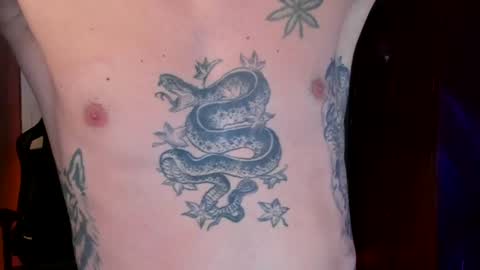 Red online show from 12-19-24, 09:38