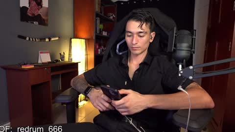 Red online show from 02-07-25, 06:24