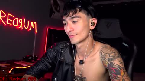 Red online show from 09-23-25, 05:38