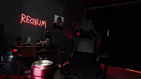 Red online show from 04-24-26, 01:57