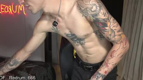 Snapshot of redrum_696 chatting on 05-31-26, 01:03 Red online show from 05-31-26, 01:03